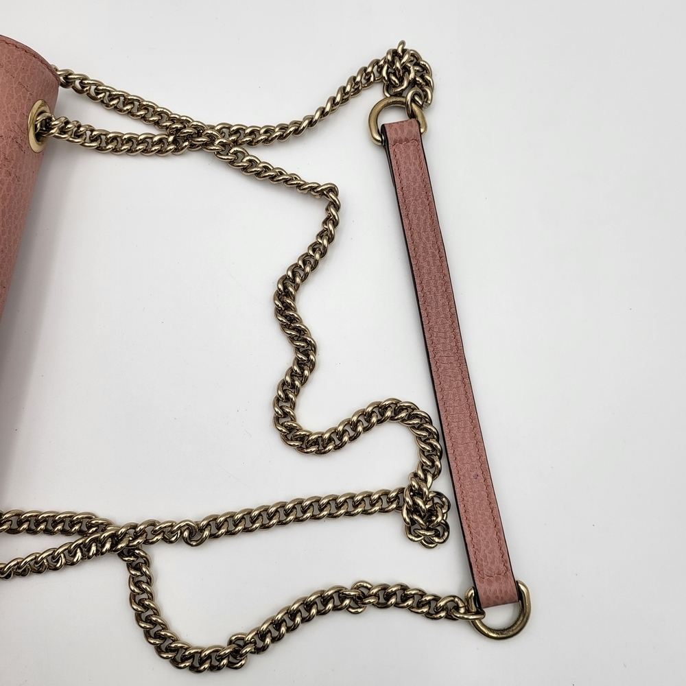 Gucci Interlock GG logo soft Pink Crossbody Bag with Gold Chain - Picture 14 of 15